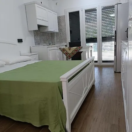 בית נופש La Casa Tra I Laghi